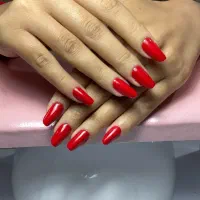 کاشت ناخن فقط۲۷۰