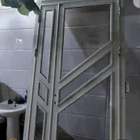 درب المینیوم خیلی تمیز درحد نو رنگ کرم|مصالح و تجهیزات ساختمان|مشهد, چهنو|دیوار