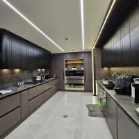 آپارتمان لوکس ۱۴۲متری/پلان اروپایی/قرارداد رسمی