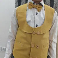 تعدادی جلیقه و ‌کت پسرانه ‌کاملا نو