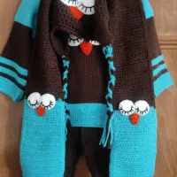 لباس بافت نوزادی همراه با کلاه و شال