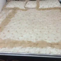 تخت دو نفره همراه تشک و رو تختی