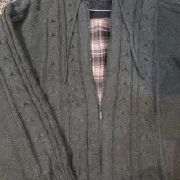 یک عدد کاپشن ترک و دو عدد سوییشرت  اورجینال و نو