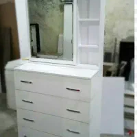 دراور و آیینه کشویی