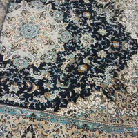 دو عدد فرش ماشینی با مساحت ۹ متری و ۱۲ متری
