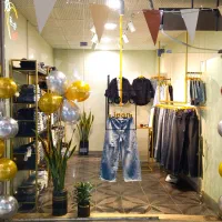 بیشترین تنوع شلوار جین زنانه بهترین قیمت