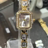 ساعت زنانه ظریف نگین دار دستبندی شیک کادویی