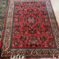 فرش دستباف اراک قدیمی و یک جفت پشتی قدیمی