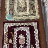 سجاده نماز نفیس و کاملا نو مناسب عروس|زیورآلات و اکسسوری|اصفهان, باغ دریاچه|دیوار