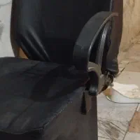 صندلی اریشگر|آرایشگاه و سالنهای زیبایی|رشت, نخودچر|دیوار