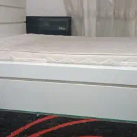 تخت خواب دو نفره با توشک
