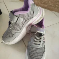 کفش اسپرت و کفش زنانه