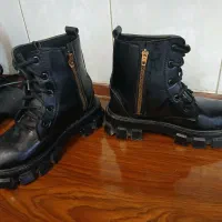 پوتین تروتمیز|کفش و لباس بچه|آستانه اشرفیه, |دیوار