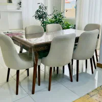 میز غذاخوری تمیز و سالم ۶نفره