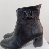 نیم بوت|کیف، کفش، کمربند|ارومیه, |دیوار