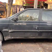 پژو ۲۰۰۰