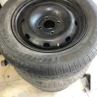 تعدادی رینگ و لاستیک