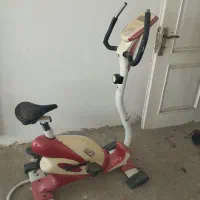 دوچرخه رکاب زن ورزشی
