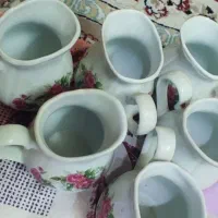 چینی گل قرمز|ظروف سرو و پذیرایی|اصفهان, شمس آباد|دیوار