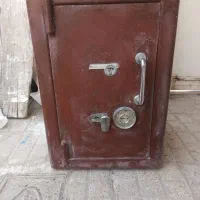 گاوصندوق بزرگ سالم