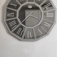 ساعت دیواری