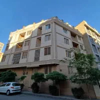 آپارتمان 68 متری / تک خواب / فول امکانات / لاله