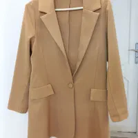 مانتو کرم‌ رنگ‌کت مزون دوز مازراتی دبل