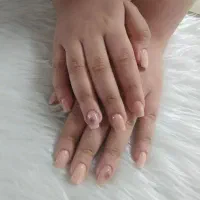 خدمات ارایشگری ناخن میکاپ کراتین اصلاح