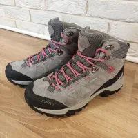 کتونی نو ساق دار خارجی ،کیفت بی نظیر سایز ۴۰