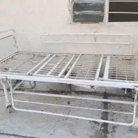 تخت بیمارستانی کاملا سالم و قیمت ارزان|تخت و سرویس خواب|اصفهان, لاله|دیوار