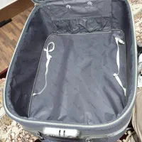 چمدان چرخدار|کیف، کفش، کمربند|رشت, کوی مهر|دیوار