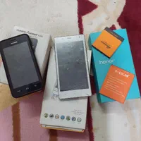 دوتا گوشی و باطری