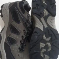 کتونی|کیف، کفش، کمربند|قرچک, پویینک|دیوار