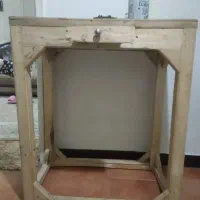 میز چوبی یک متر در یک متر