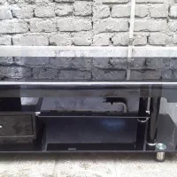 میزتلویوزون