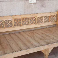 تخت سنتی|صندلی و نیمکت|پرند, فاز ۲|دیوار