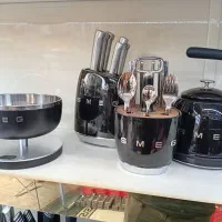به تعدادی فروشنده نیازمندم