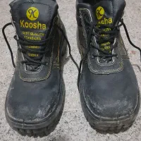کفش مخصوص کار به شدت سفت و محکم