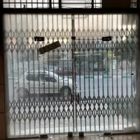 شیشه سکوریت و آکاردونی