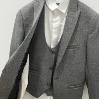 کت شلوار بچگانه سایز۳۲ نو