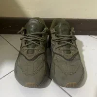 کتونی ادیداس سایز ۴۱یک سوم