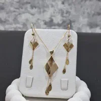 طلاهای نو و شیک با اجرت مناسب|جواهرات|ایوان, |دیوار