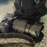 دوربین Nikon D5300 به همراه لنز 140-18 میلی مترVR|دوربین عکاسی و فیلم‌برداری|شیراز, سیاه سنگ|دیوار