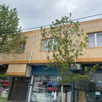 اگهی فروش یک باب ساختمان با یک باب مغازه
