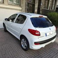 پژو ۲۰۷ اتوماتیک سقف فلز در حد نو