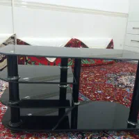 میز تلوزیون شیشه ای