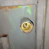 درب حیاط و ۲ عدد پنجره|مصالح و تجهیزات ساختمان|اردبیل, |دیوار