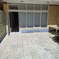 اجاره طبقه همکف دربست حیاط اختصاصی.مادی فرسخ|اجارهٔ آپارتمان|اصفهان, رحیمآباد|دیوار