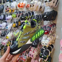 دیسکی بچگانه زیره طبی تزریق