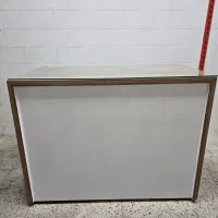 میز و استند قفسه فروشگاهی